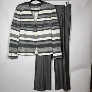 Max Mara Italy 2 Pc Suit Blazer & Wool Silk Pants - Size 4